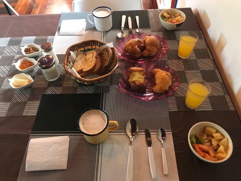 Steve'S House Bed & Breakfast ปูแอร์โตอีกวาซู ภายนอก รูปภาพ